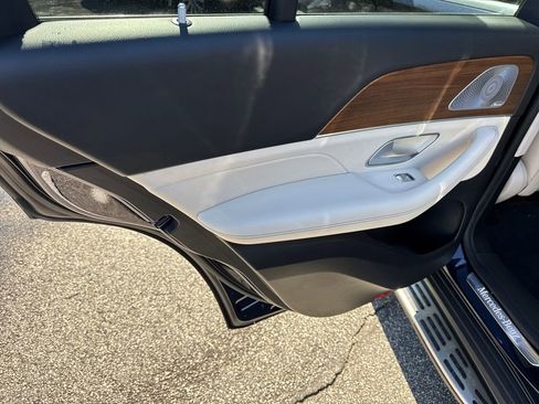 Used 2021 Mercedes-Benz GLE 350 w/ Premium Package image 20