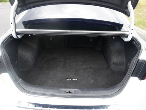 Used 2021 Nissan Altima 2.5 SV w/ SV Premium Package FWD image 31