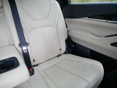 Used 2023 INFINITI QX60 Pure AWD/4WD image 14