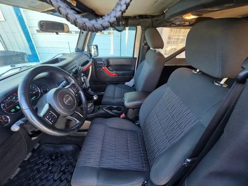 Used 2012 Jeep Wrangler Sport image 12