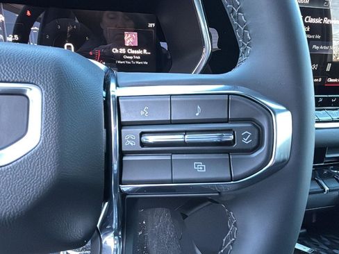 New 2026 GMC Canyon Elevation w/ Convenience Package image 17