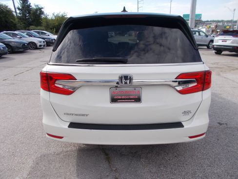 Used 2019 Honda Odyssey EX-L image 6