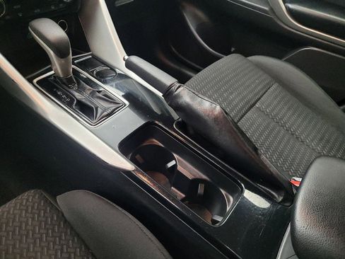 Used 2020 Mitsubishi Eclipse Cross ES image 26