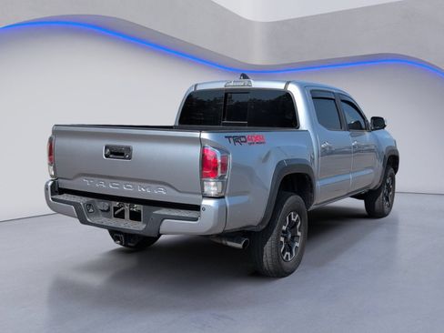 Used 2021 Toyota Tacoma TRD Off-Road w/ Technology Package AWD/4WD image 3