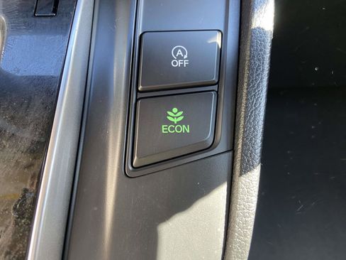 Certified 2022 Honda CR-V EX image 18