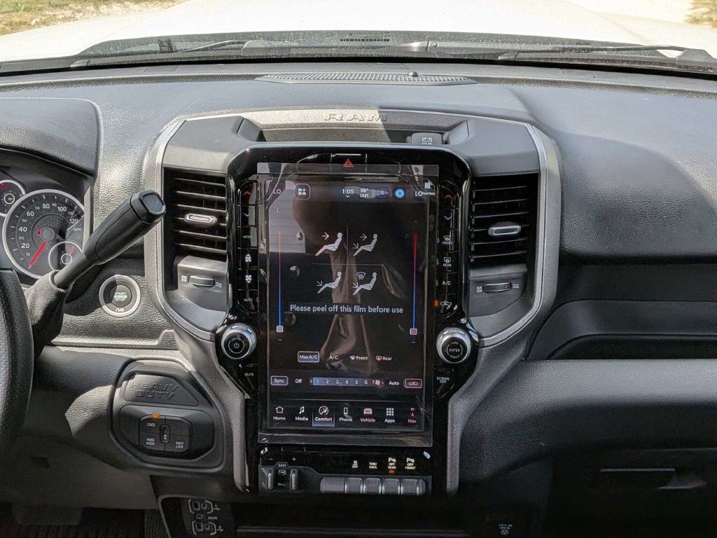 New 2026 RAM 2500 Tradesman AWD/4WD image 16