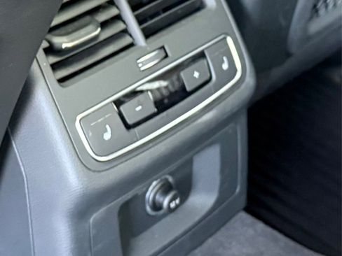 Used 2018 Audi A4 2.0T Prestige image 9