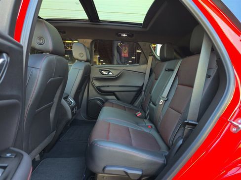 Used 2022 Chevrolet Blazer RS w/ Enhanced Convenience Package FWD image 27