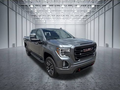 Used 2021 GMC Sierra 1500 AT4 w/ Technology Package AWD/4WD image 7