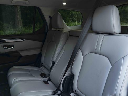 Used 2024 Honda Pilot EX-L image 18