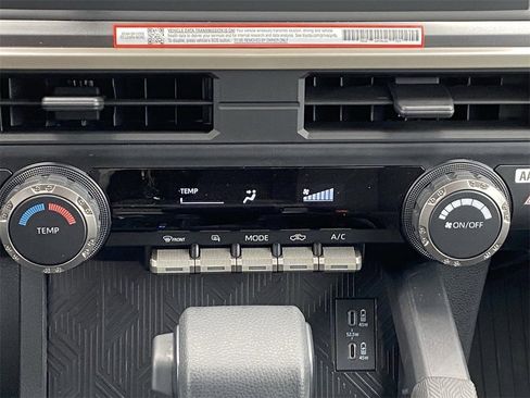 Certified 2025 Toyota Tacoma SR5 image 29