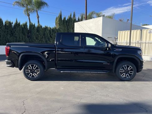 New 2026 GMC Sierra 1500 AT4 w/ AT4 Premium Package image 4