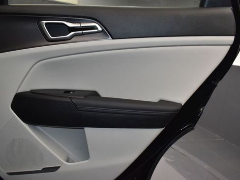 Certified 2026 Kia Sportage EX w/ EX Panorama Roof Package image 14