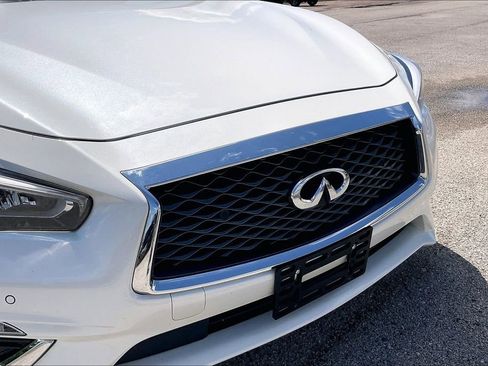 Used 2019 INFINITI Q50 Luxe w/ Essential Package (3.0T Luxe) RWD image 34