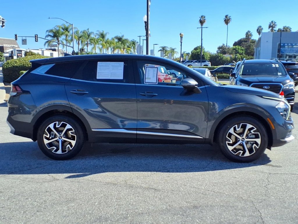 Certified 2023 Kia Sportage EX FWD image 6