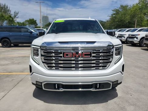 Used 2024 GMC Sierra 1500 Denali w/ Technology Package AWD/4WD image 6