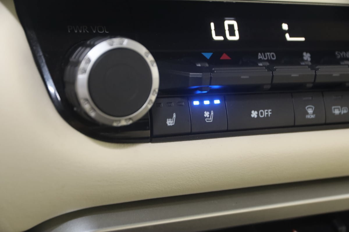 Used 2022 Toyota Tundra 1794 Edition AWD/4WD image 8