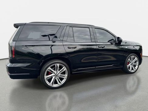 Used 2025 Cadillac Escalade Sport w/ Touring Package AWD/4WD image 8