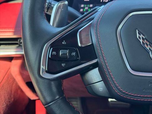 Used 2021 Chevrolet Corvette Stingray Premium Conv w/ Z51 Performance Package RWD image 22