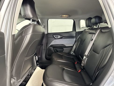 Used 2022 Jeep Compass Latitude image 21