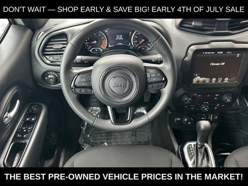 Used 2022 Jeep Renegade Altitude AWD/4WD image 17