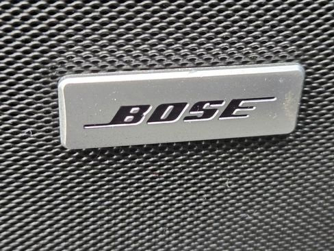 Used 2022 GMC Yukon XL Denali image 10