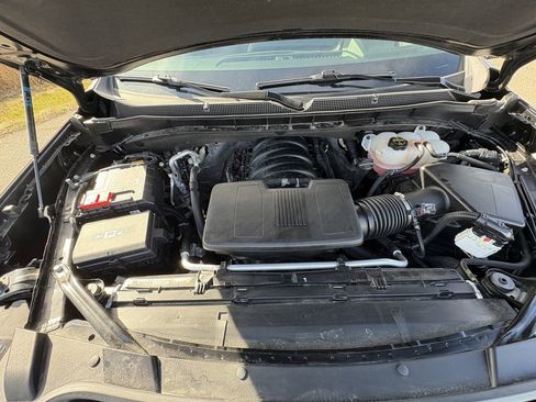 Used 2025 Chevrolet Tahoe Z71 w/ Z71 Off-Road Package image 15