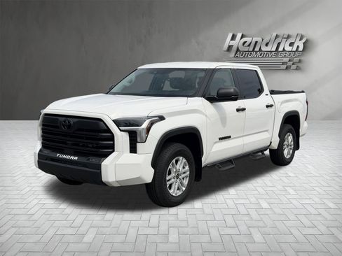 Used 2024 Toyota Tundra SR5 AWD/4WD image 5