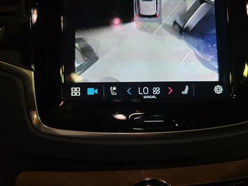 Used 2024 Volvo XC90 B6 Plus w/ Protection Package Premier image 25