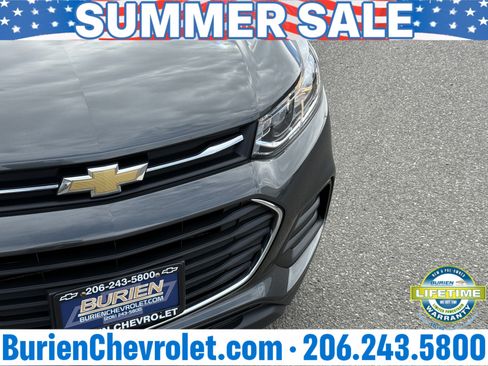 Used 2020 Chevrolet Trax LS w/ Tint and Cruise Package AWD/4WD image 36