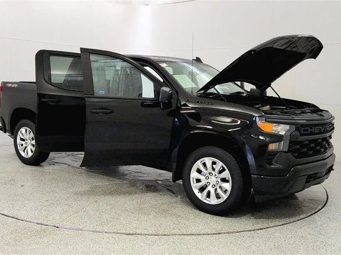 Used 2023 Chevrolet Silverado 1500 Custom w/ LPO, Dark Essentials Package image 9