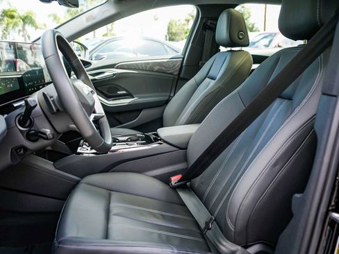 Certified 2025 Audi A6 e-tron Premium Plus w/ Premium Plus RWD image 17