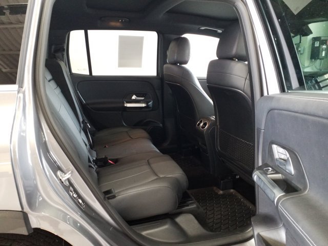 Used 2021 Mercedes-Benz GLB 250 4MATIC image 15