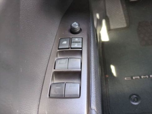 Certified 2024 Toyota Camry SE FWD image 21