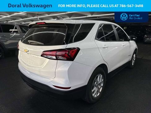 Used 2022 Chevrolet Equinox LS image 8