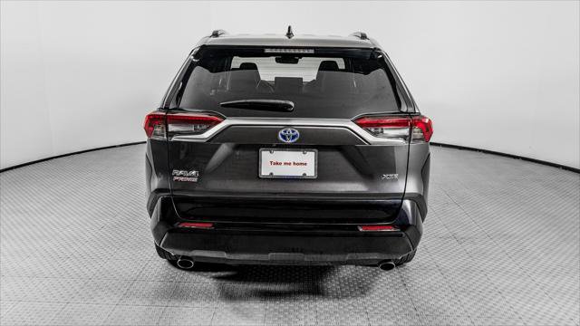 Used 2024 Toyota RAV4 XSE AWD/4WD image 7
