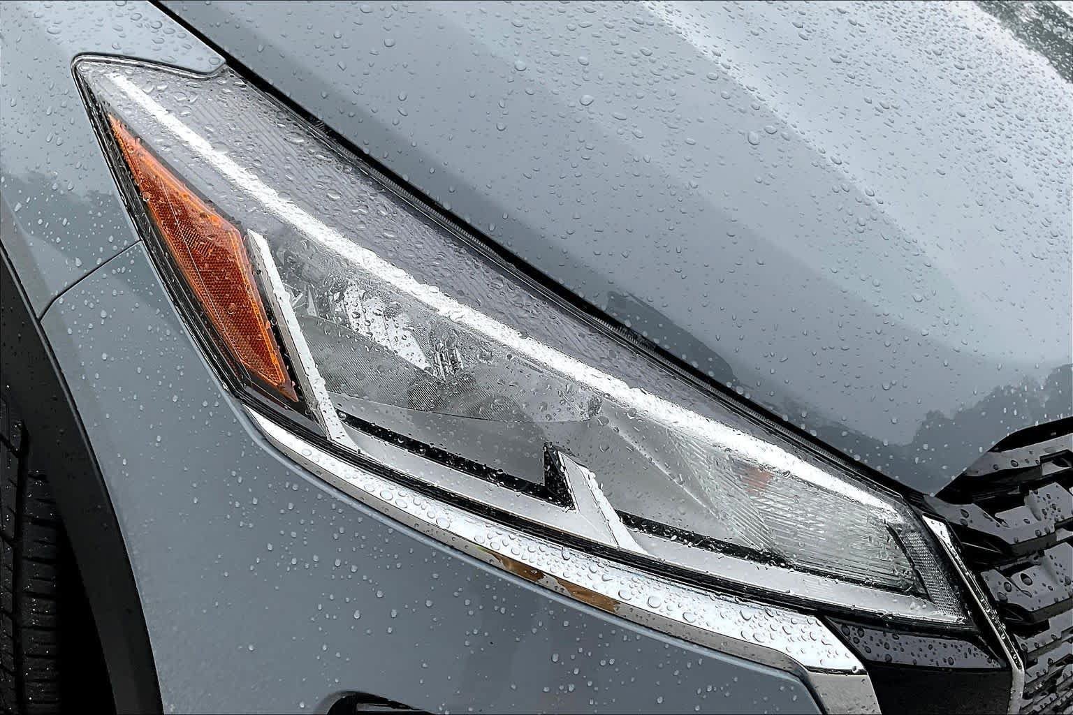 Used 2024 Nissan Kicks SV FWD image 27