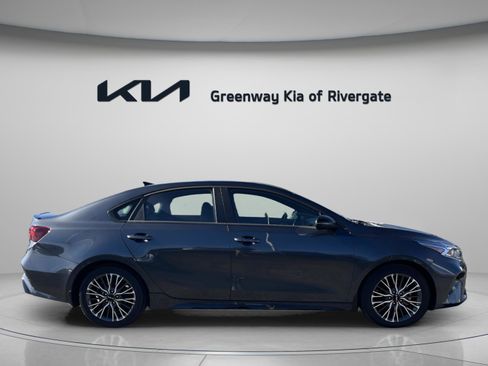 Used 2024 Kia Forte GT-Line w/ GT-Line Premium Package image 8