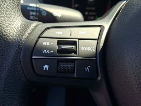 Used 2024 Honda HR-V LX image 21