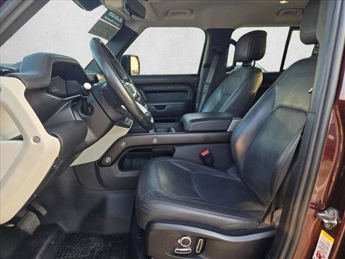 Certified 2023 Land Rover Defender 130 First Edition AWD/4WD image 17
