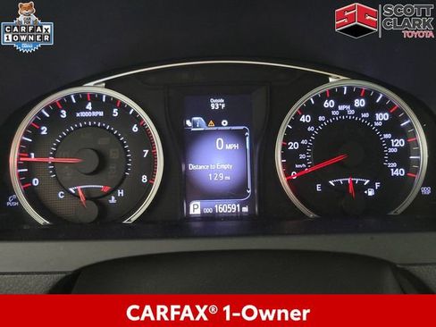 Used 2015 Toyota Camry SE FWD image 19