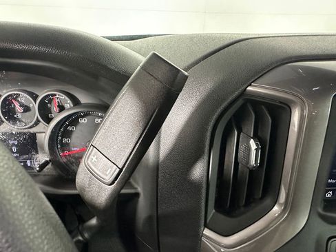 Used 2022 Chevrolet Silverado 1500 Custom AWD/4WD image 15