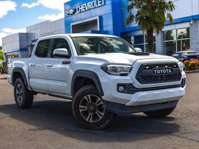Used 2017 Toyota Tacoma TRD Sport w/ Tow Package