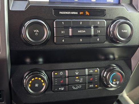 Used 2019 Ford F150 XLT w/ Equipment Group 302A Luxury RWD image 17