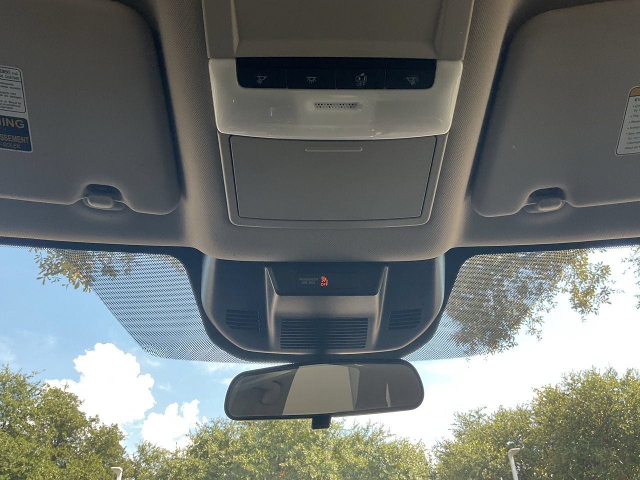 Used 2023 Nissan Rogue S FWD image 13