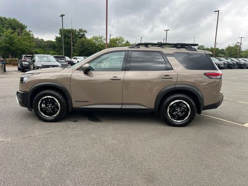 Certified 2024 Nissan Pathfinder Rock Creek AWD/4WD image 8