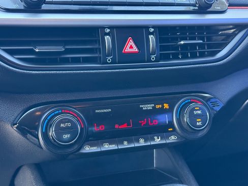 Used 2019 Kia Forte Sedan image 24