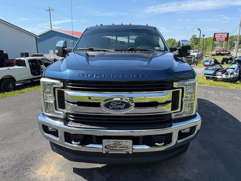 Used 2019 Ford F250 XLT w/ XLT Premium Package AWD/4WD image 2