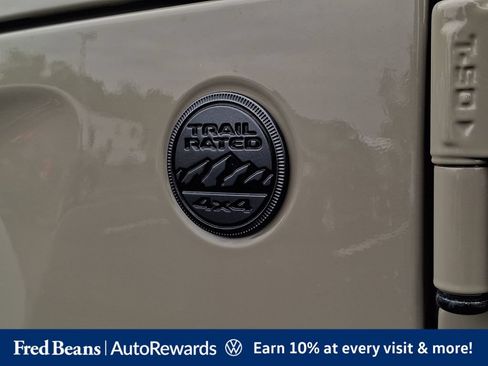 Used 2022 Jeep Wrangler Unlimited Sport AWD/4WD image 37