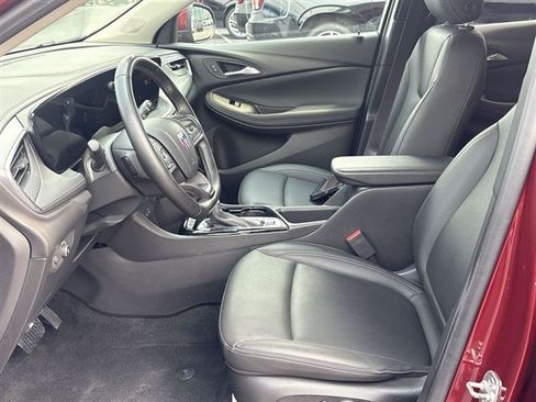 Certified 2024 Buick Encore GX Sport Touring w/ Comfort Package AWD/4WD image 18